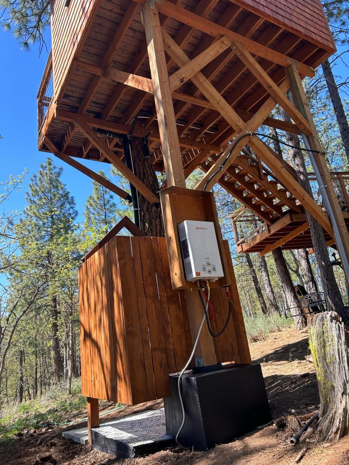 Treehouse Ranch Hotell Goldendale Exteriör bild